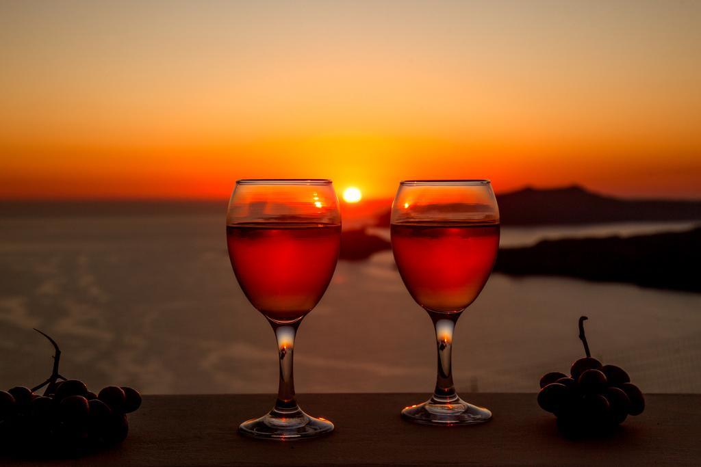 Santa Rinoula Suites Sea Sunset Views Adults Only ميغالوخوري المظهر الخارجي الصورة