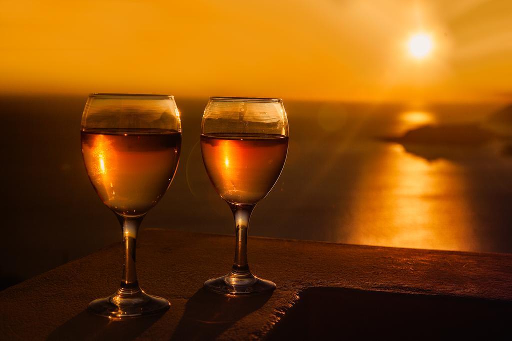 Santa Rinoula Suites Sea Sunset Views Adults Only ميغالوخوري المظهر الخارجي الصورة