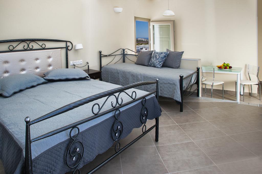 Santa Rinoula Suites Sea Sunset Views Adults Only ميغالوخوري المظهر الخارجي الصورة