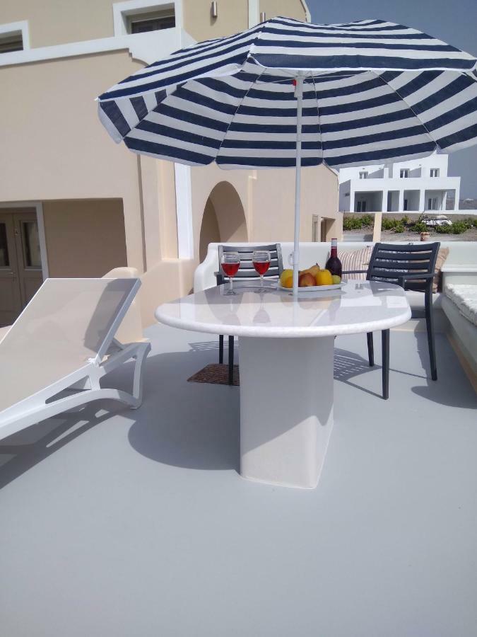 Santa Rinoula Suites Sea Sunset Views Adults Only ميغالوخوري المظهر الخارجي الصورة