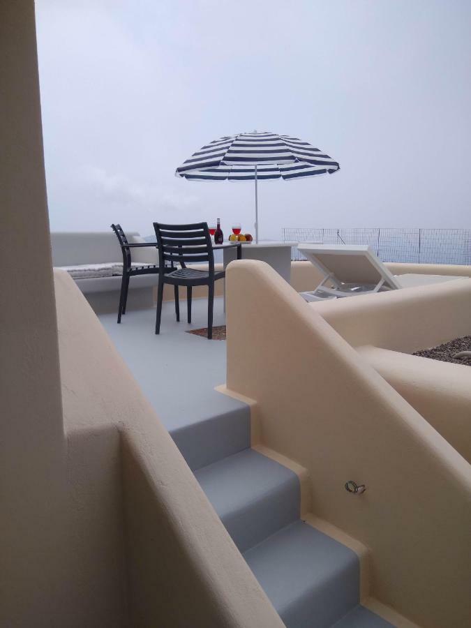 Santa Rinoula Suites Sea Sunset Views Adults Only ميغالوخوري المظهر الخارجي الصورة